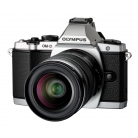 OM-D E-M5 ezüst + 12-50 mm fekete OM-D E-M5 ezüst + 12-50 mm fekete