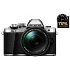 OM-D E-M10 II váz ezüst + 14-150 mm fekete OM-D E-M10 II váz ezüst + 14-150 mm fekete