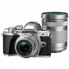 E-M10III DZK Kit (E-M10 Mark III ezüst + EZ-M1442 II R ezüst + EZ-M4015 R ezüst) E-M10III DZK Kit (E-M10 Mark III ezüst + EZ-M1442 II R ezüst + EZ-M4015 R ezüst)