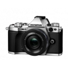 E-M5II Pancake Zoom Kit ezüst/fekete, E-M5 Mark II ezüst váz + EZ-M1442EZ fekete, akku+töltő E-M5II Pancake Zoom Kit ezüst/fekete, E-M5 Mark II ezüst váz + EZ-M1442EZ fekete, akku+töltő